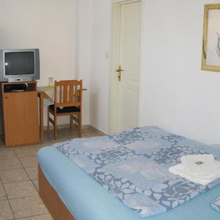 Nadix Panzio Bed & Breakfast Debrecen Room photo