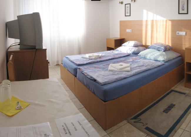 Nadix Panzio Bed & Breakfast Debrecen Room photo